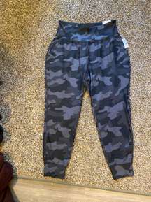 High Rise Go Dry Camo Joggers