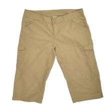 Columbia Capri Bermuda Shorts Women's sz 12 Cargo Pockets Outdoors Tan Beige