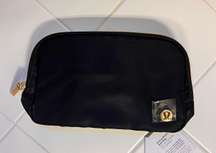 Everywhere Belt Bag Black Gold 1L Brand New