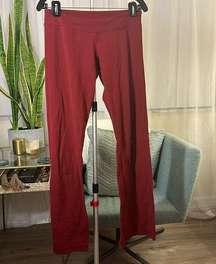 LULULEMON Low Rise Astro pants Size 8 Red/Maroon Color Old Style