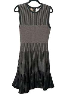 Oscar de la Renta Black Gold Striped Fluted Jacquard Knit Dress Size Medium NWT