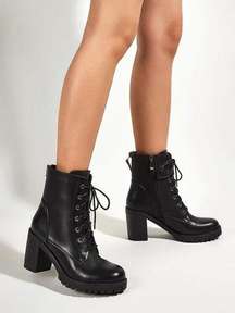 MADDEN GIRL Women's Black Jitter Heeled Lace-up Combat Boots Sz 7.5