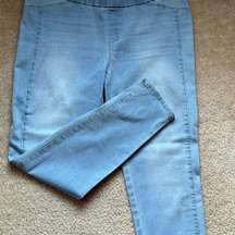 NWT  Pull On Jeggings