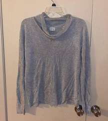 Women’s Converse light sweater - size medium