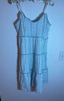 Mid length jessica simpson dress size L