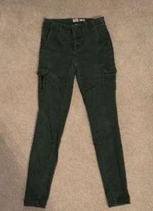 Green skinny cargo pants size 4