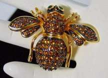 Joan Rivers QUEEN BEE PIN Brooch Gold Plate Pave Crystal Topaz Bronze