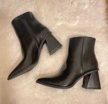 Black  loren pointed toe bootie NWT