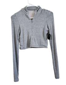 Klassy Network Gray Crop Jacket 1/2 Zip Ribbed Brami Built in Bra Size Medium