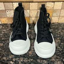 canvas platform sneakers chunky Size 7.5