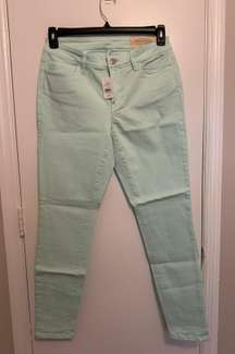 New! Loft Mint Green Curve Super Skinny Size 28/6