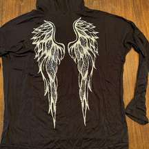 Free kisses angel wings light weight shirt with hoodie