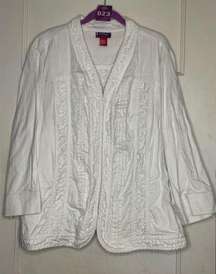 Westport Woman Size 22/24W White Rouched Ruffled Denim Jacket Hook Closure GUC