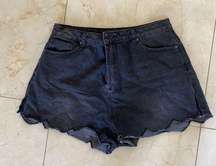 Lush Black Jean Scalloped Shorts Sz Large