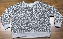 Women's Size L Gray Sweatshirt Leopard Animal Print Pullover