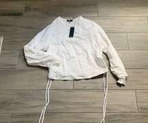 white sweatshirt with scrunch sides