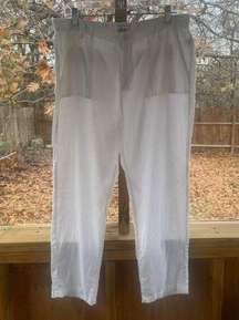 G.H. Bass & Co Women's 100% Linen White Ankle Pants Size 14. NWOT