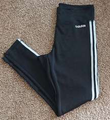 black and white athletic leggings size large
