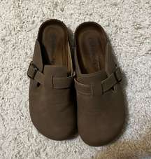 Slip On Clogs Size 8 