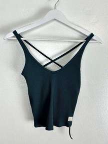 VUORI Rib Crop Tank in Stone Size X-Small