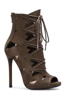 Analy Cutout Heeled Sandal