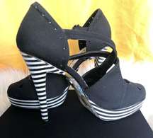 Gwen Stefani Vintage Harajuku Lovers Black Platform