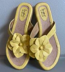 BOC BORN CONCEPT Women’s Yellow Sandal with Yellow Leather Flower Size 8 NWOT