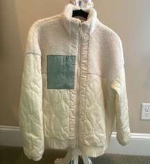 UNIVERSAL THREAD Sherpa Jacket Cream w/ Light Green Pocket Size Small