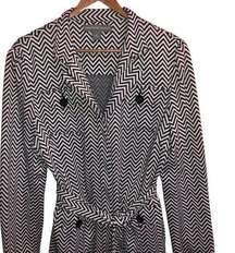 Josephine Chaus Black and White Chevron belted jacket- te