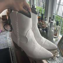 Dolce Vita Short Cowgirl Boots