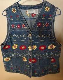 Jean embroidered vest Daisy Embroidered Denim Vest Vintage Vest: L