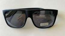 Tommy Hilfiger Black nisex Sunglasses Black Rim