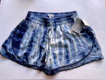 Jachs girlfriend shorts