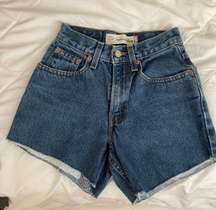 Levi Cut off jeans