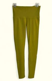 Calia lime green, NEW, Essential Collection High Rise 7/8 Leggings size Small