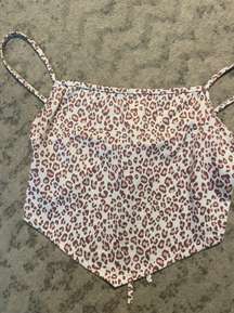 Soft And Stretchy Leopard Crop Top