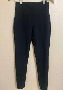 Peace & Pearls Leggings Womens Small Black