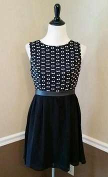 NEW Moon Modcloth Dress Black & White Bow Print Bodice w/ Chiffon Skirt Medium