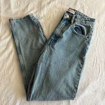 Light Washed Straight Leg Jeans