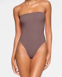 Skims Fits Everybody Strapless Bodysuit