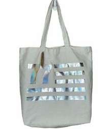 ✨HP✨American Eagle Outfitter AEO Metallic Holographic Canvas Tote Bag✨