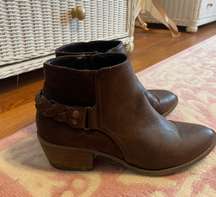 american eagle booties 