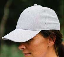 Zyia Ash textured baseball hat