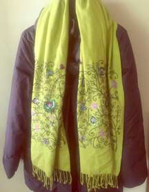 Parisian Elegant  Scarf/Shawl. Great Shape