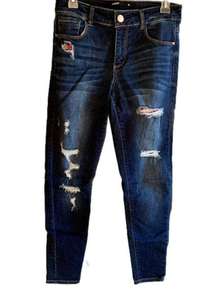 Harper Distressed Jeans