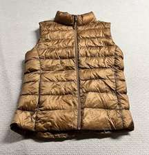 Uniqlo Ultra Down Vest in Gold Tan Size Small EUC