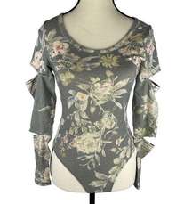 Chaser Women’s floral bodysuit top with slits on sleeves size medium