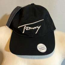 Tommy Hilfiger black hat OS