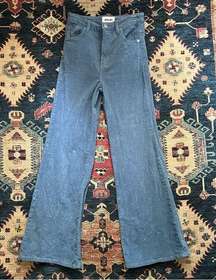 Rolla’s Eastcost crop flare corduroy pants- blue/gray/wisteria color- see desc