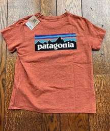 NEW Patagonia Shirt Womens M Quartz Coral P-6 Logo Responsibili-Tee